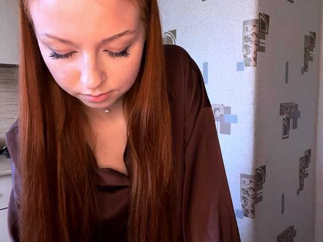 LyndseyShinkle live cam on BongaCams