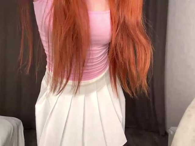 LyndseyShinkle live cam on BongaCams