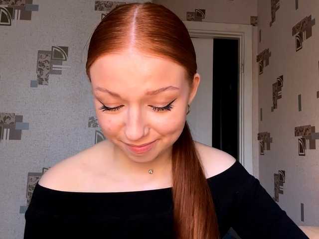LyndseyShinkle live cam on BongaCams