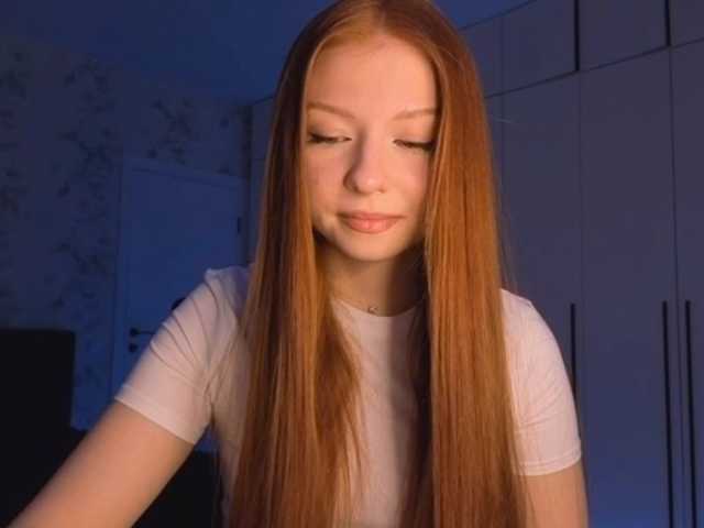 LyndseyShinkle live cam on BongaCams