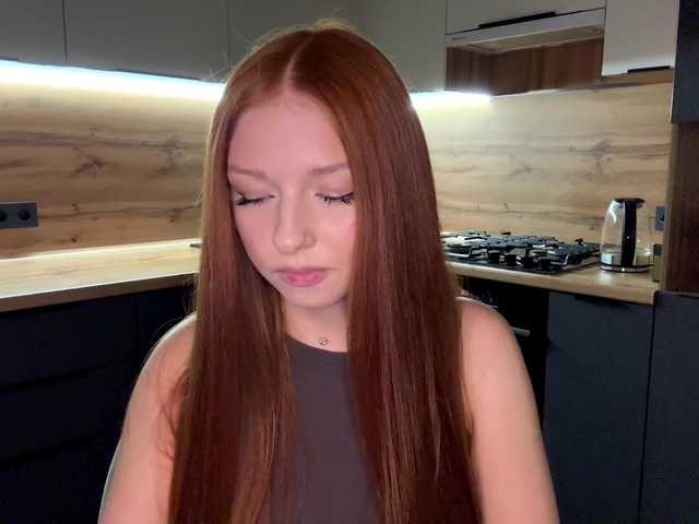 LyndseyShinkle live cam on BongaCams