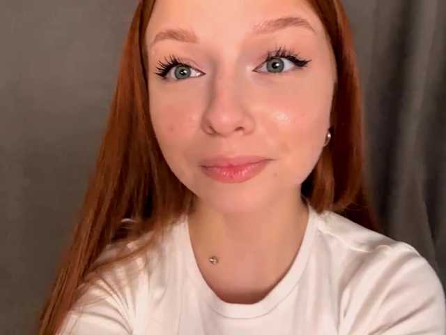 LyndseyShinkle live cam on BongaCams