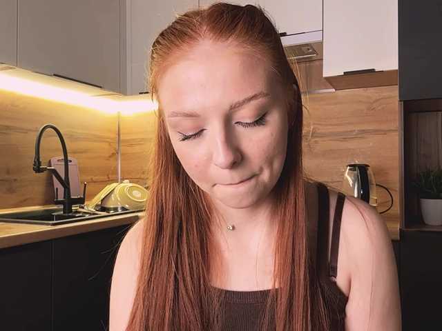 LyndseyShinkle live cam on BongaCams