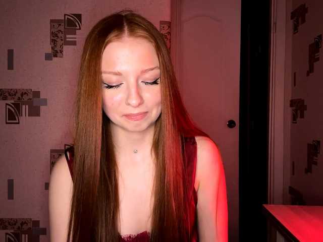LyndseyShinkle live cam on BongaCams