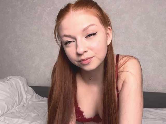 LyndseyShinkle live cam on BongaCams