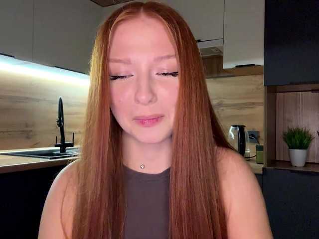 LyndseyShinkle live cam on BongaCams