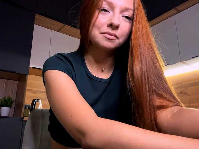 LyndseyShinkle live cam on BongaCams