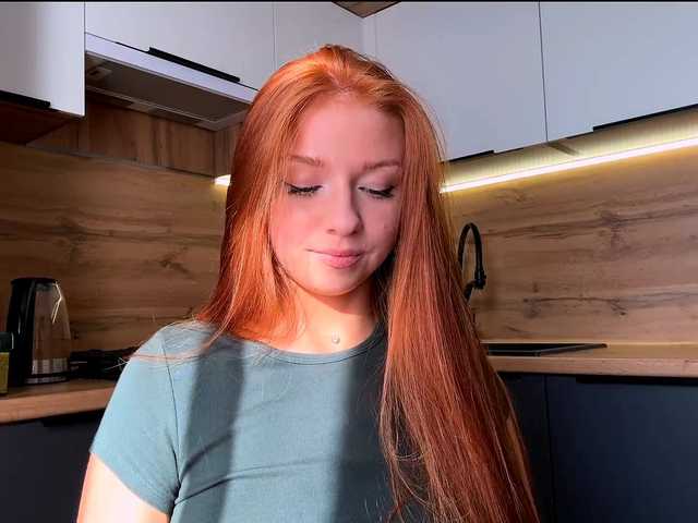 LyndseyShinkle live cam on BongaCams