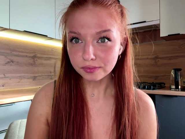 LyndseyShinkle live cam on BongaCams