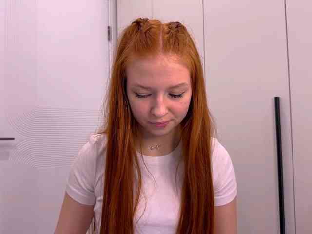 LyndseyShinkle Live Webcam on BongaCams