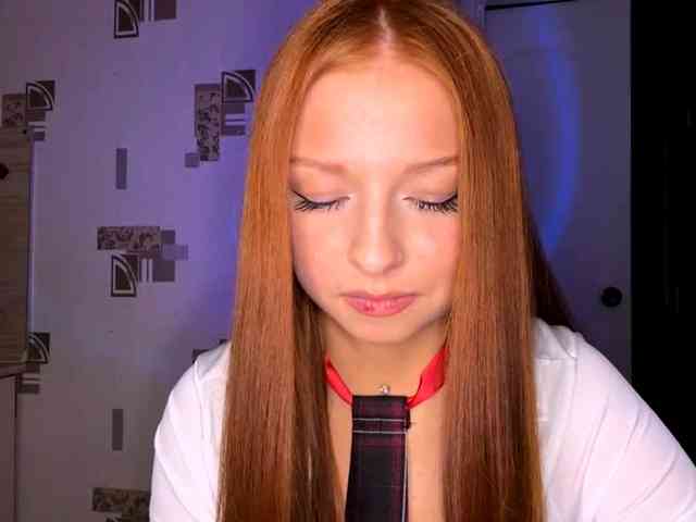 LyndseyShinkle webcam