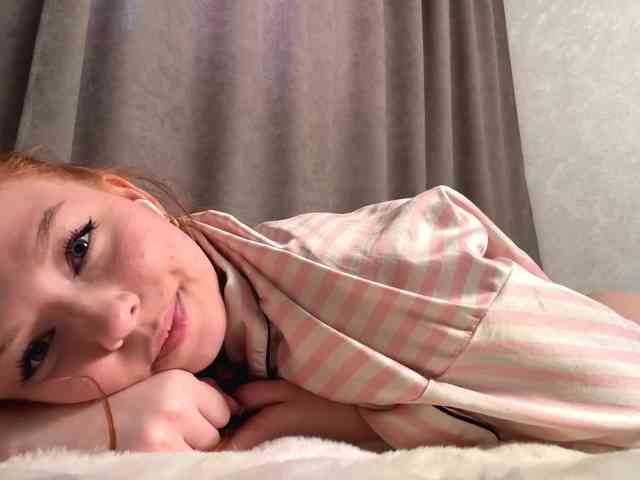LyndseyShinkle webcam