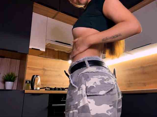 LyndseyShinkle webcam