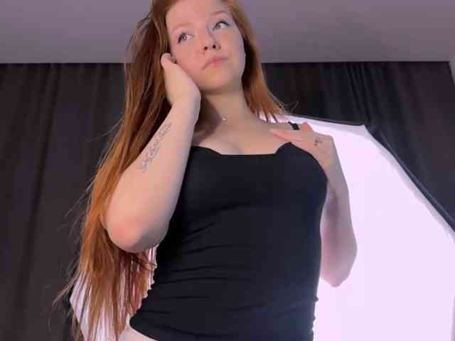 LyndseyShinkle webcam