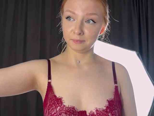 LyndseyShinkle webcam