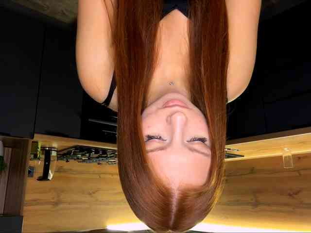 LyndseyShinkle webcam