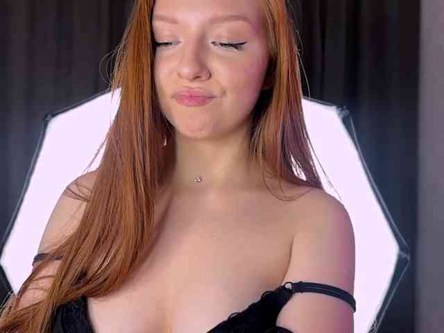 LyndseyShinkle webcam