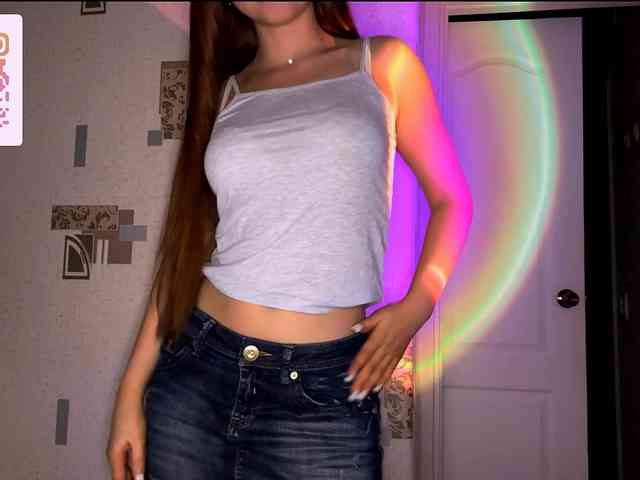 LyndseyShinkle webcam