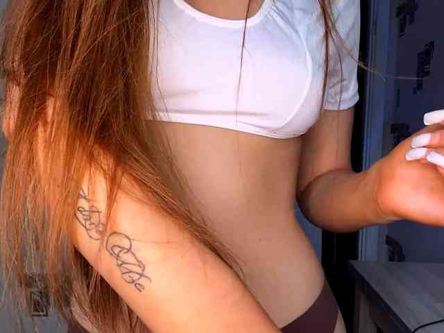 LyndseyShinkle webcam