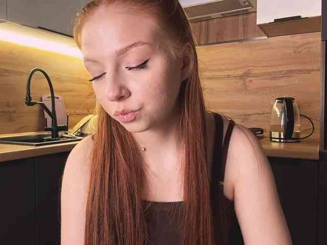 LyndseyShinkle webcam