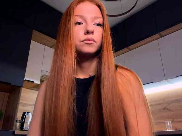 LyndseyShinkle webcam