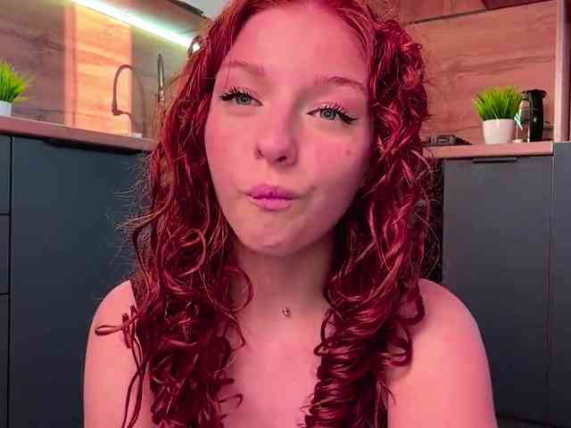 LyndseyShinkle webcam