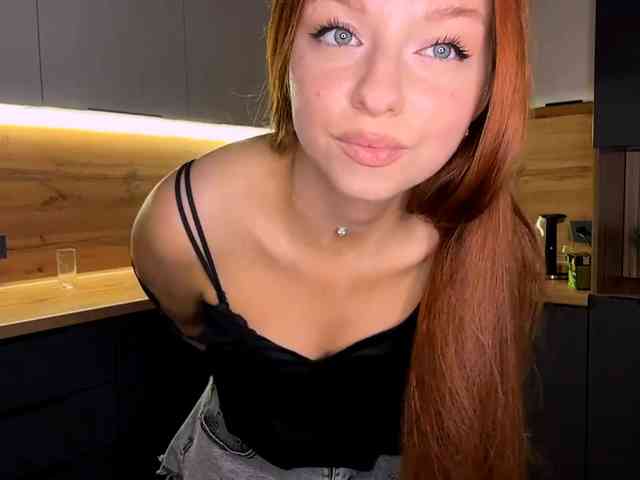 LyndseyShinkle webcam
