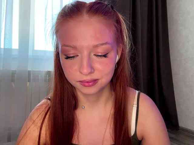 LyndseyShinkle webcam