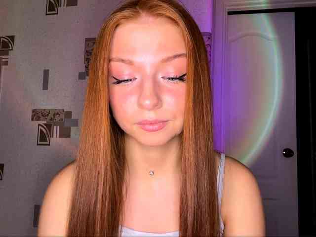 LyndseyShinkle webcam