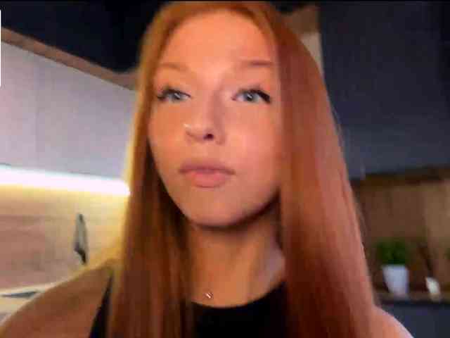 LyndseyShinkle webcam