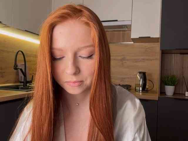LyndseyShinkle webcam