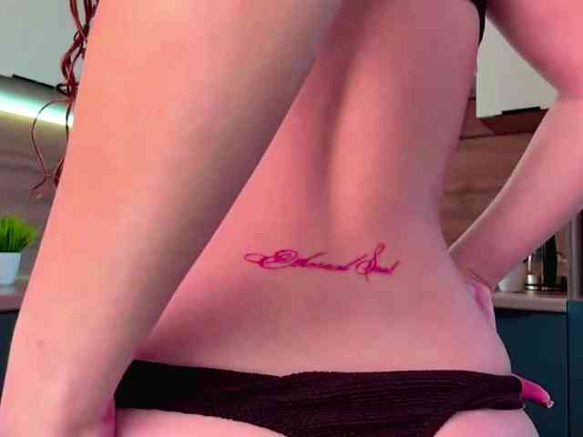 LyndseyShinkle webcam