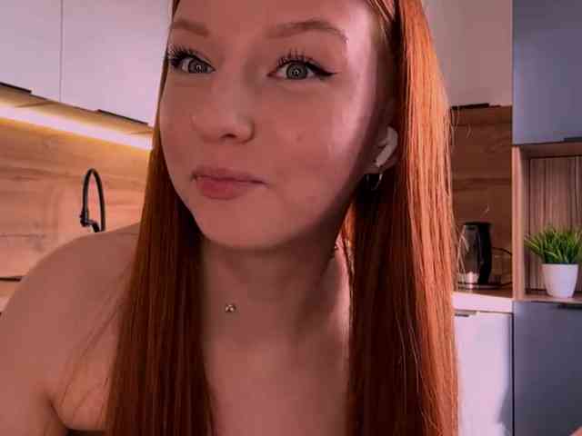 LyndseyShinkle webcam