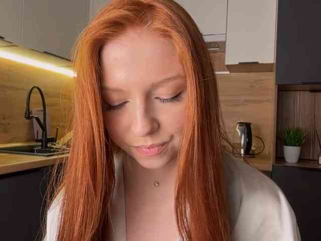 LyndseyShinkle webcam