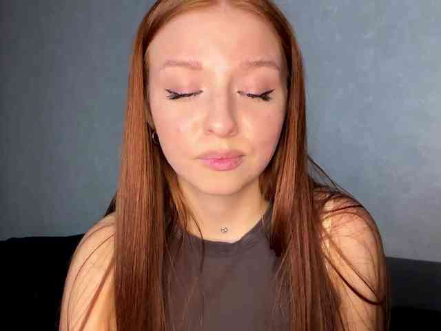 LyndseyShinkle webcam