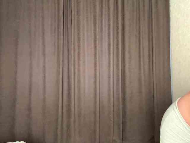LyndseyShinkle webcam