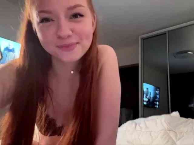 LyndseyShinkle webcam