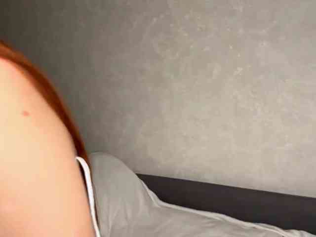 LyndseyShinkle webcam