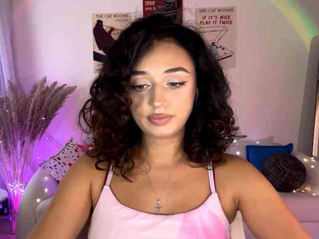 LyndseyShinkle Live Webcam on BongaCams