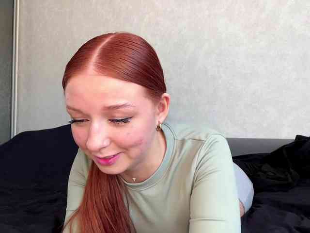 LyndseyShinkle webcam