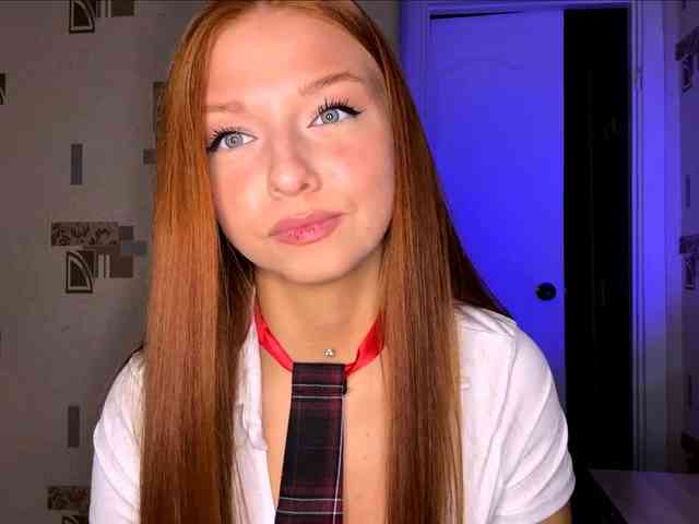 LyndseyShinkle webcam