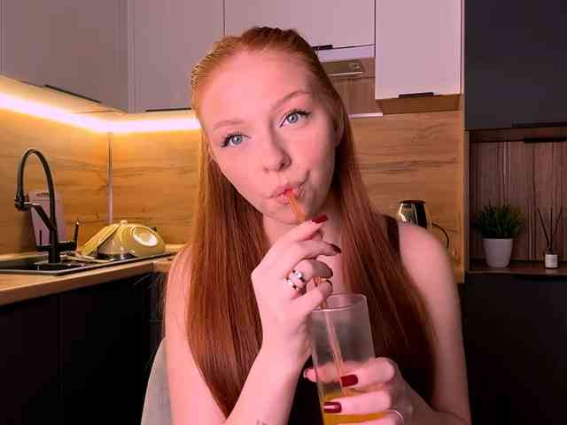 LyndseyShinkle webcam