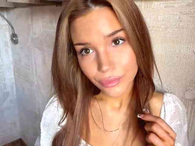 LyndseyShinkle webcam