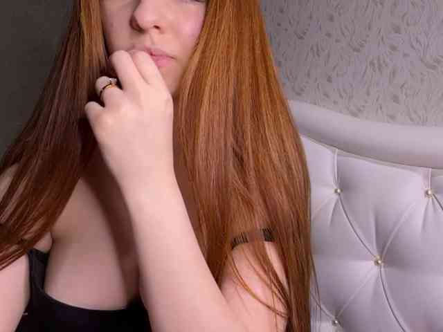 LyndseyShinkle webcam