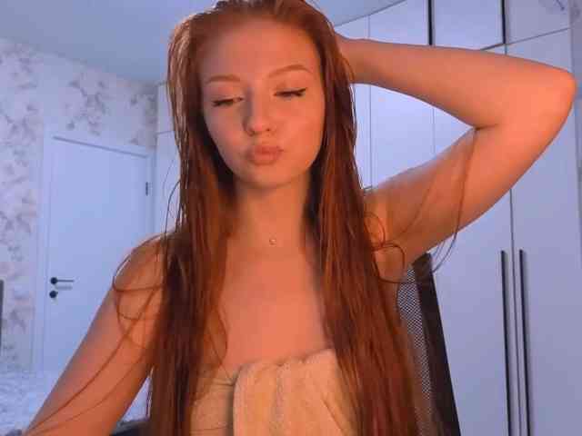 LyndseyShinkle webcam