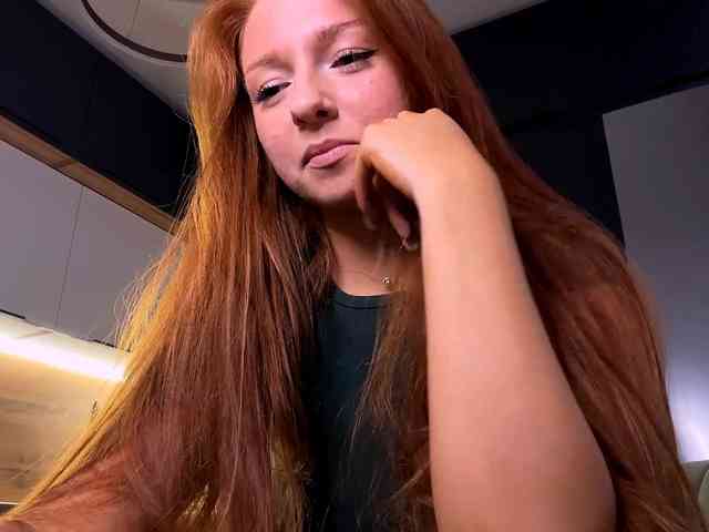 LyndseyShinkle webcam