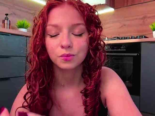 LyndseyShinkle webcam