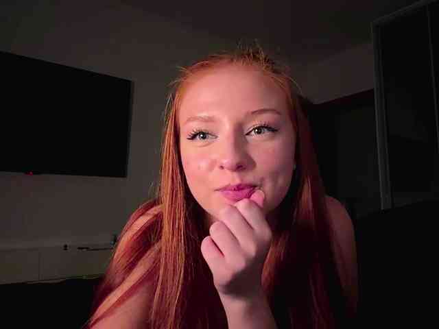 LyndseyShinkle webcam