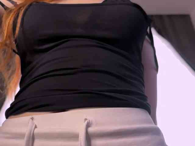 LyndseyShinkle webcam