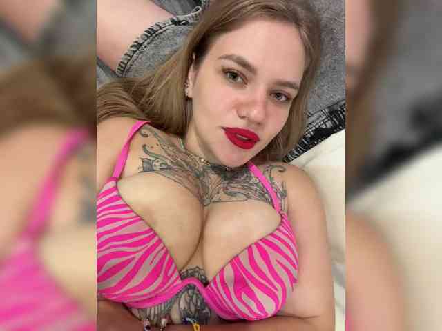 Ebiki Sex Cam Show